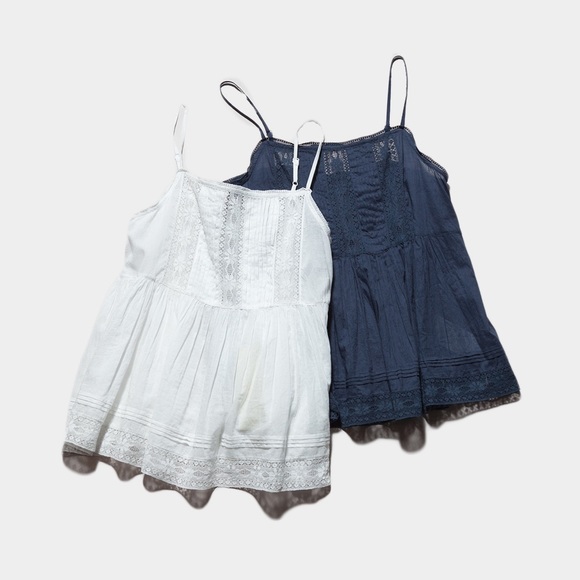 NE QUITTEZPAS lace flower navy blue top p30-30 - Picture 2 of 8